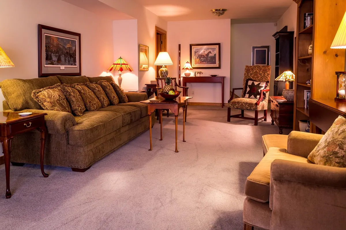How to Layer Lighting in a Small Living Room: A Beginner's Guide